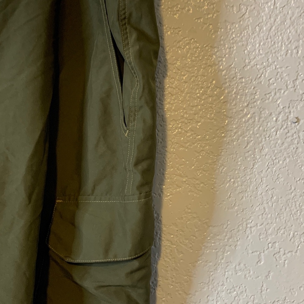 magellan mens Hunter Green shorts Size 40 - Picture 2 of 6
